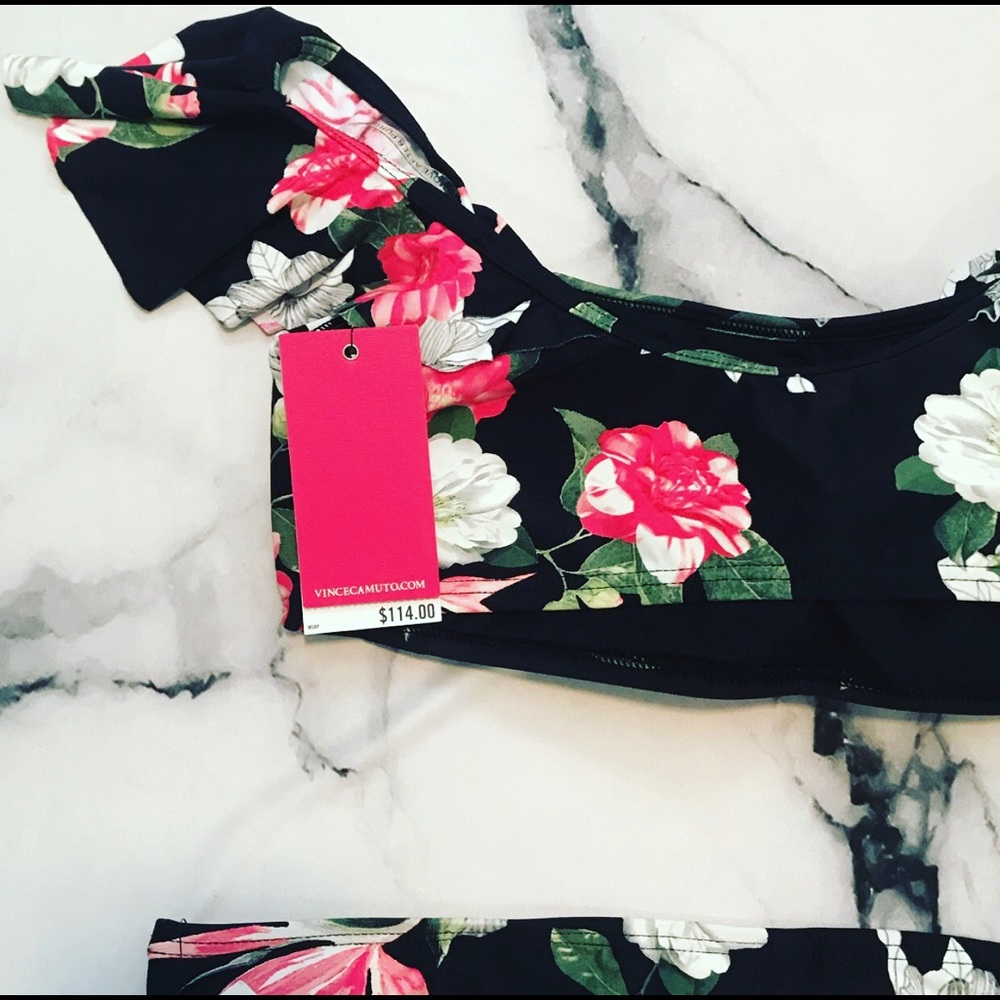 Vince Camuto Floral Swimsuit Top {L} Bottoms {M} - Picture 3 of 6